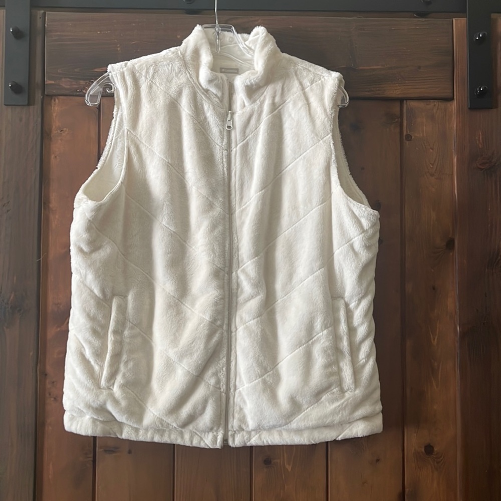 Columbia Faux Fur Reversible Vest
